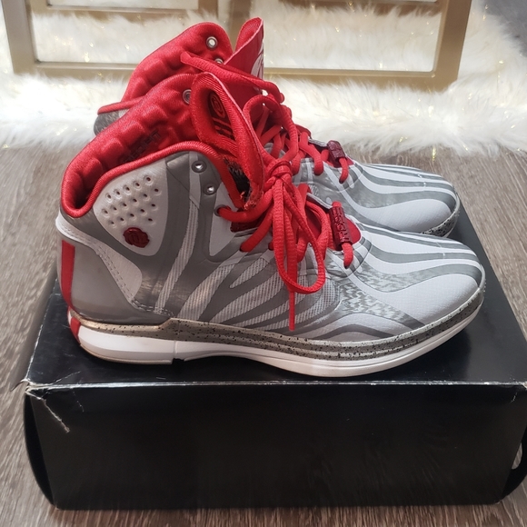 Sneakers - Picture 2 of 2